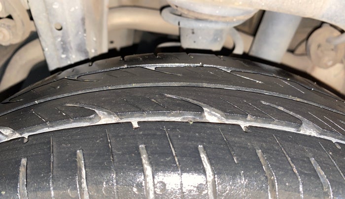 2019 Maruti Alto 800 LXI, Petrol, Manual, 26,875 km, Right Rear Tyre Tread