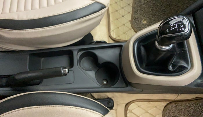 2017 Hyundai Xcent SX 1.2 CRDI, Diesel, Manual, 93,519 km, Gear Lever