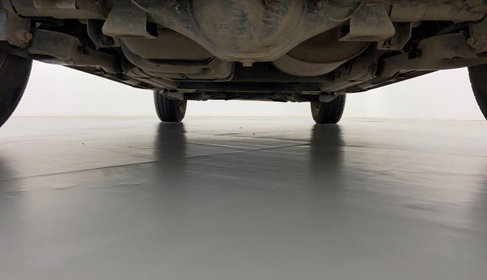 2015 Mahindra TUV300 T8 AT, Diesel, Automatic, 97,757 km, Rear Underbody