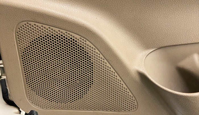 2015 Mahindra TUV300 T8 AT, Diesel, Automatic, 97,757 km, Speaker