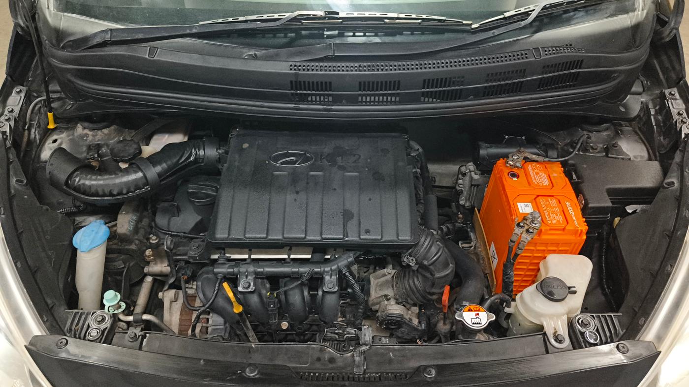 2014 Hyundai Grand i10 ASTA AT 1.2 KAPPA VTVT, Petrol, Automatic, 73,969 km, Engine View