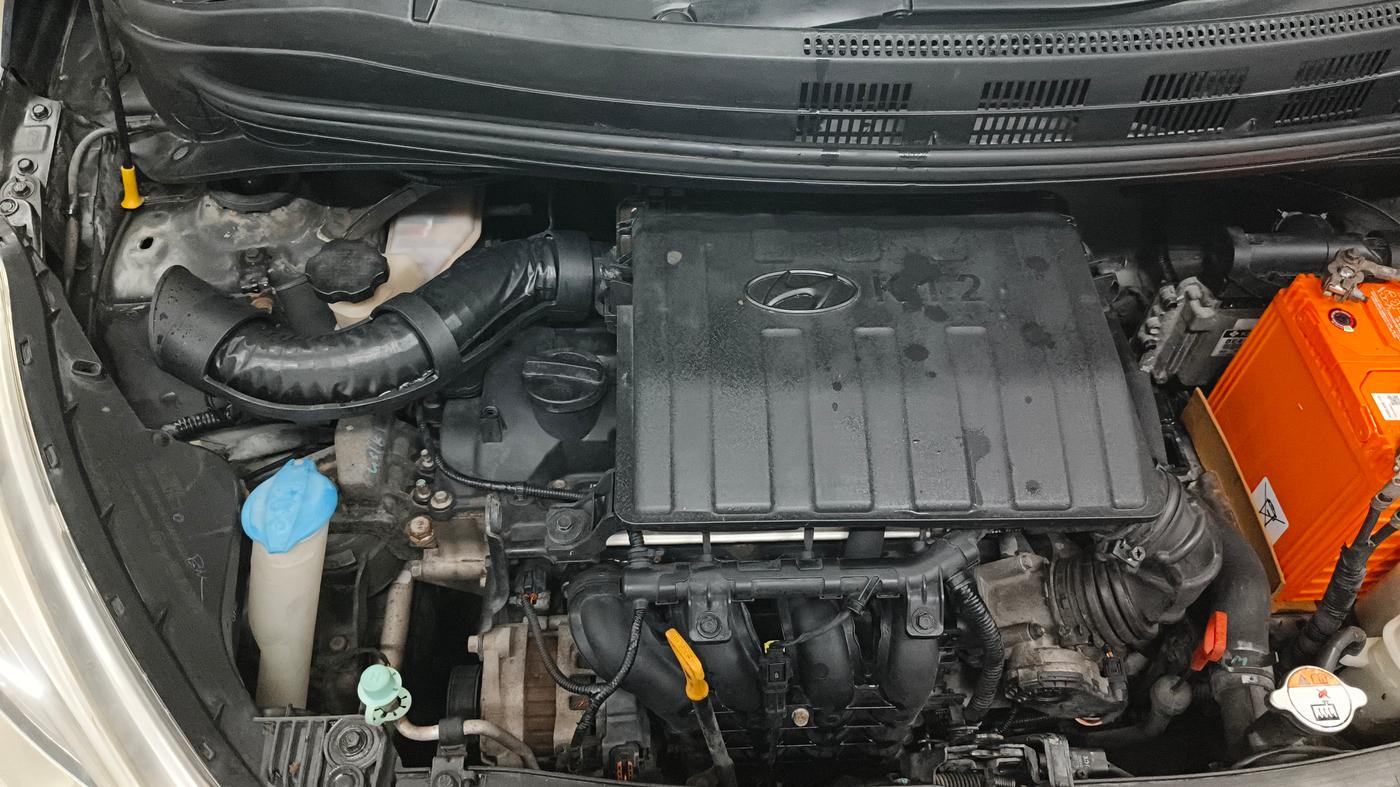 2014 Hyundai Grand i10 ASTA AT 1.2 KAPPA VTVT, Petrol, Automatic, 73,969 km, Engine View - Right