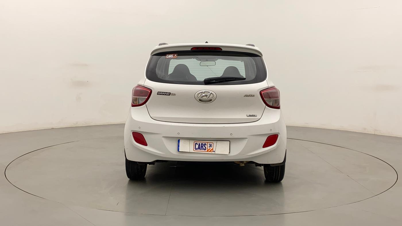 2016 Hyundai Grand i10 ASTA (O) AT 1.2 KAPPA VTVT, Petrol, Automatic, 1,02,243 km, Back/Rear