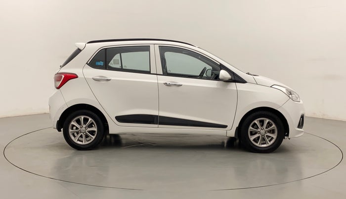 2016 Hyundai Grand i10 ASTA (O) AT 1.2 KAPPA VTVT, Petrol, Automatic, 1,02,243 km, Right Side View