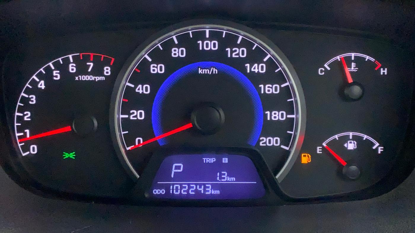 2016 Hyundai Grand i10 ASTA (O) AT 1.2 KAPPA VTVT, Petrol, Automatic, 1,02,243 km, Odometer Image