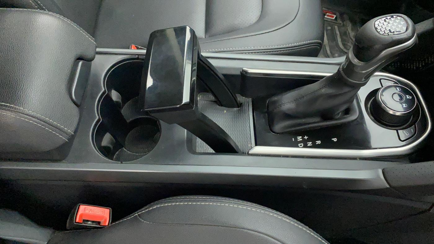 2020 Tata Harrier XZA PLUS 2.0L DARK EDITION, Diesel, Automatic, 85,969 km, Gear Lever