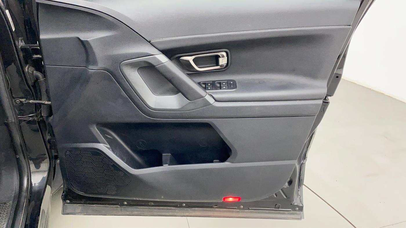 2020 Tata Harrier XZA PLUS 2.0L DARK EDITION, Diesel, Automatic, 85,969 km, Driver Side Door Panels Control