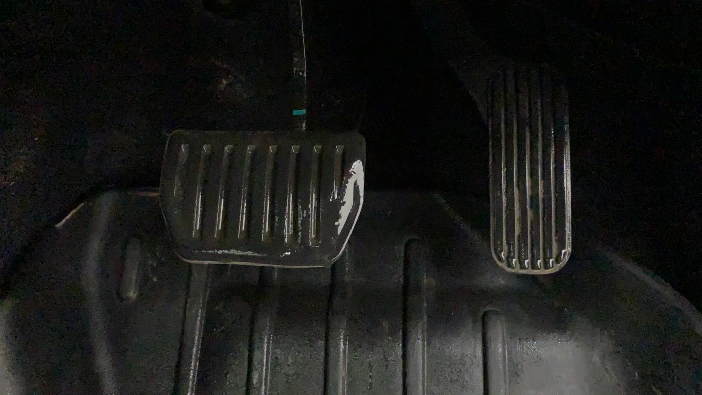 2020 Tata Harrier XZA PLUS 2.0L DARK EDITION, Diesel, Automatic, 85,969 km, Pedals