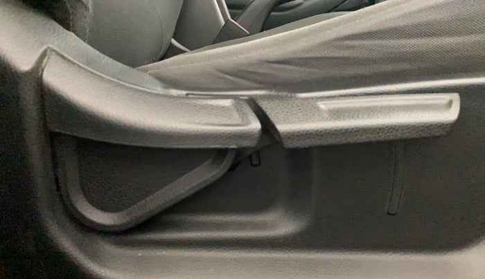 2023 KIA SELTOS HTE 1.5D IMT, Diesel, Manual, 86,261 km, Driver Side Adjustment Panel