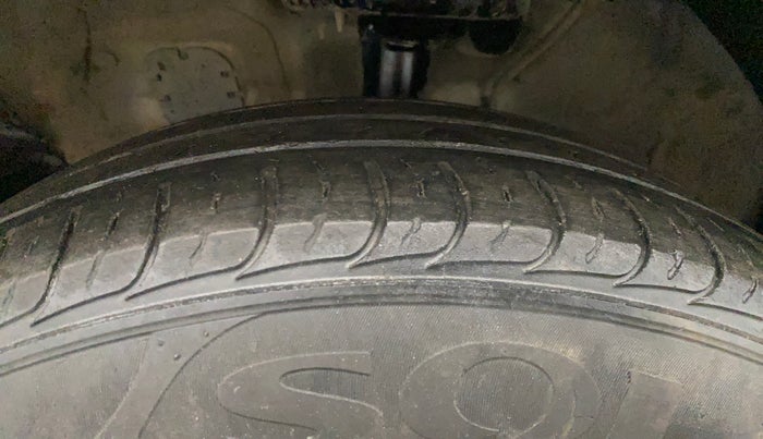 2023 KIA SELTOS HTE 1.5D IMT, Diesel, Manual, 86,261 km, Left Front Tyre Tread