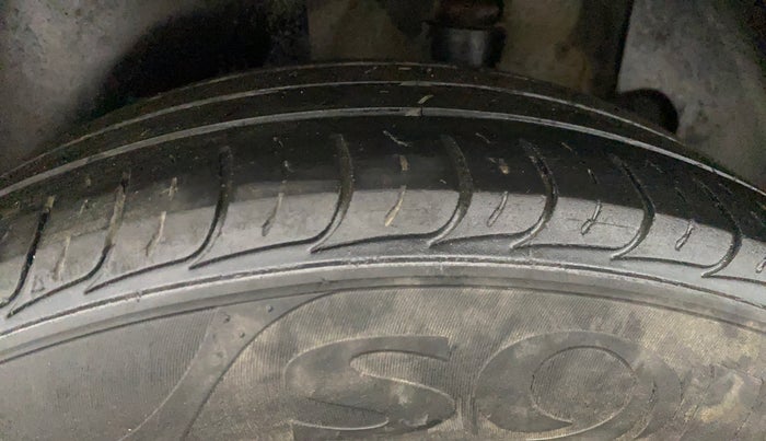 2023 KIA SELTOS HTE 1.5D IMT, Diesel, Manual, 86,261 km, Left Rear Tyre Tread