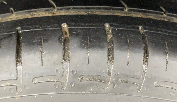 2022 Hyundai GRAND I10 NIOS SPORTZ 1.2 KAPPA VTVT, Petrol, Manual, 38,320 km, Left Rear Tyre Tread