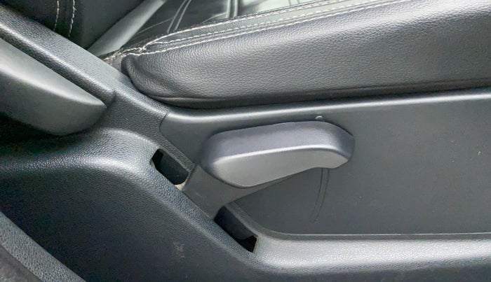 2018 Ford Ecosport TITANIUM + 1.5L PETROL AT, Petrol, Automatic, 58,392 km, Driver Side Adjustment Panel