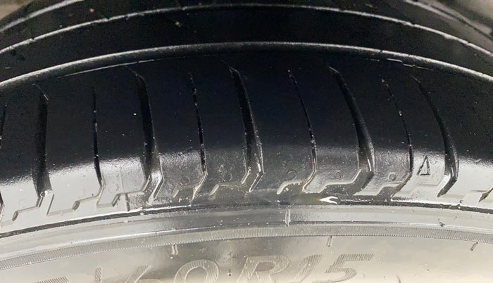 2017 Tata TIGOR XZ PETROL, Petrol, Manual, 76,516 km, Right Rear Tyre Tread