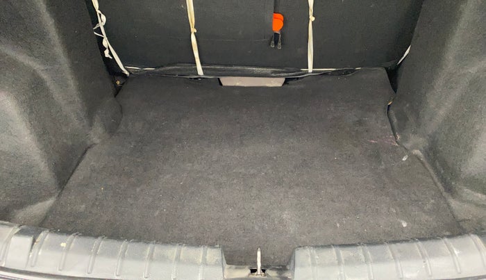 2017 Tata TIGOR XZ PETROL, Petrol, Manual, 76,516 km, Boot Inside