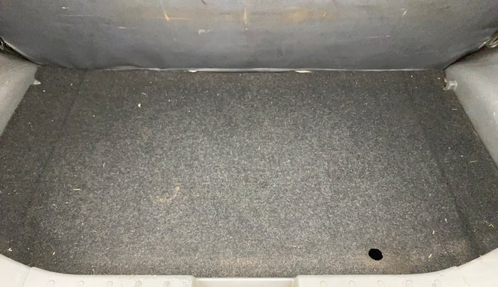 2015 Maruti Alto 800 LXI, Petrol, Manual, 71,911 km, Boot Inside