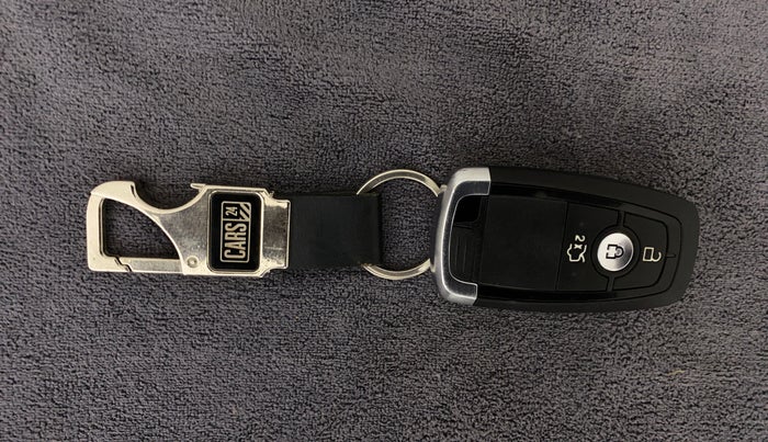 2019 Ford New Figo TITANIUM 1.2 PETROL MT, Petrol, Manual, 35,504 km, Key Close Up