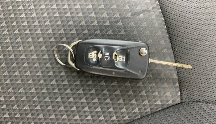 2018 Tata Tiago XZA PETROL, Petrol, Automatic, 39,255 km, Key Close Up