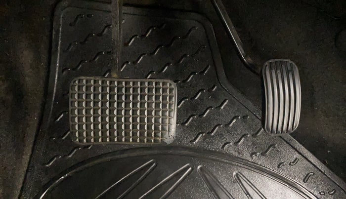 2018 Tata Tiago XZA PETROL, Petrol, Automatic, 39,255 km, Pedals