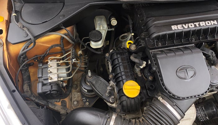 2018 Tata Tiago XZA PETROL, Petrol, Automatic, 39,255 km, Engine View - Right