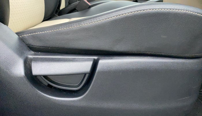 2020 Hyundai NEW SANTRO SPORTZ 1.1, Petrol, Manual, 10,046 km, Driver Side Adjustment Panel