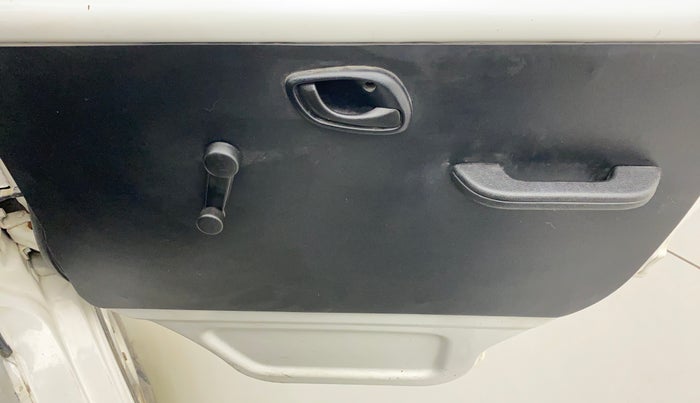 2018 Maruti Eeco 5 STR WITH A/C+HTR, Petrol, Manual, 13,179 km, Driver Side Door Panels Control