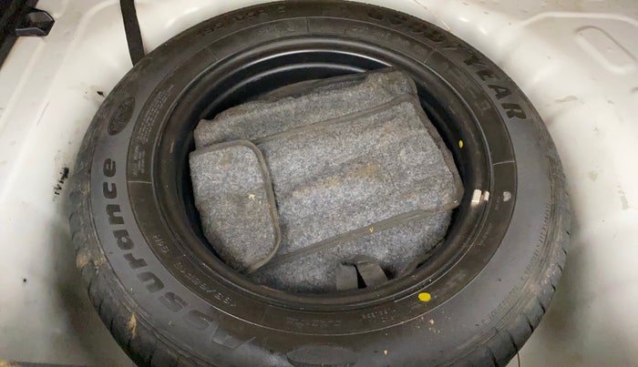 2022 KIA SONET HTK PLUS 1.2, Petrol, Manual, 1,47,370 km, Spare Tyre