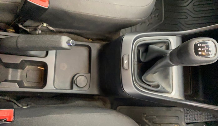 2021 Tata ALTROZ XE PETROL, Petrol, Manual, 40,192 km, Gear Lever