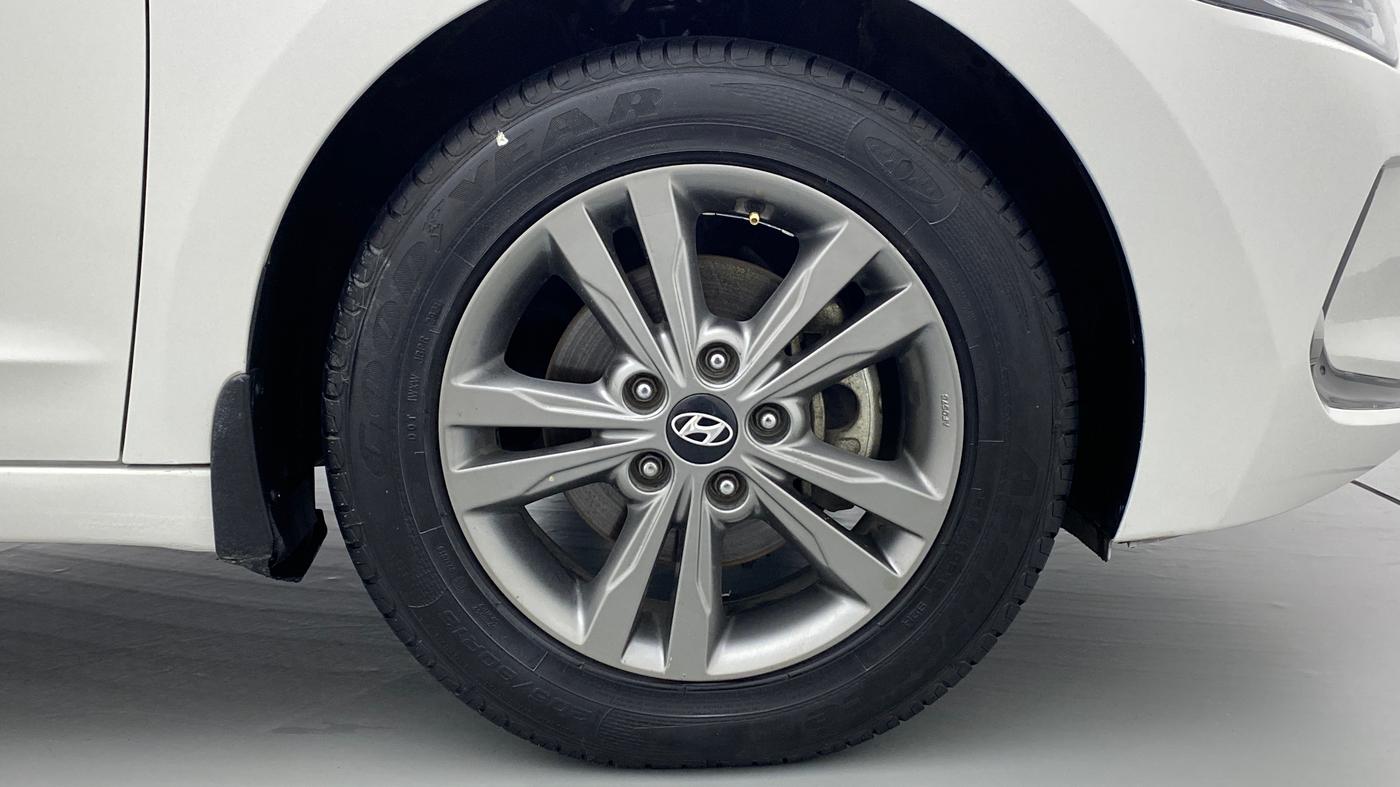 2016 Hyundai New Elantra 1.6 SX AT, Diesel, Automatic, 62,593 km, Right Front Wheel