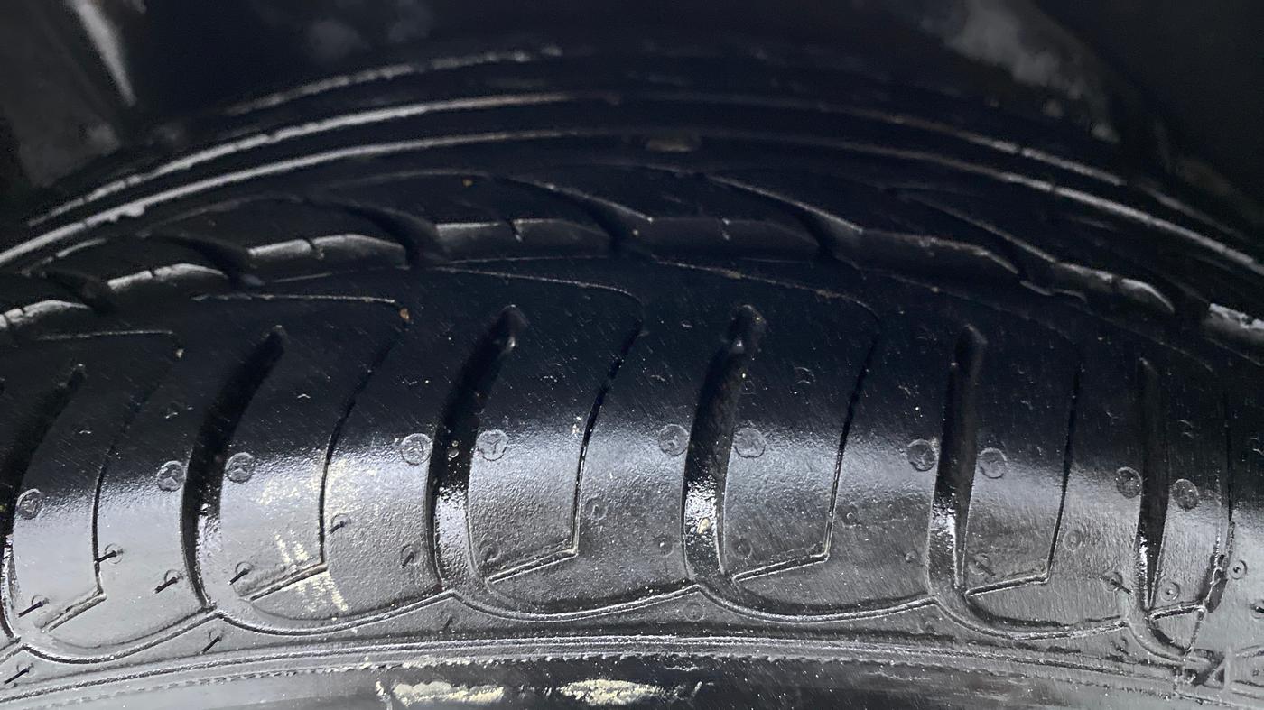 2016 Hyundai New Elantra 1.6 SX AT, Diesel, Automatic, 62,593 km, Right Rear Tyre Tread