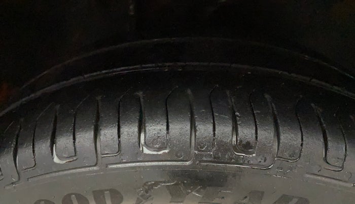 2013 Maruti Alto K10 VXI, Petrol, Manual, 46,449 km, Right Front Tyre Tread