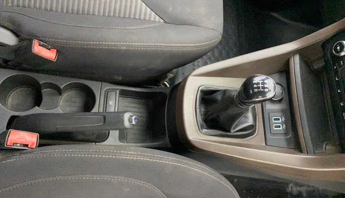 2018 Ford FREESTYLE TITANIUM PLUS 1.2 PETROL, Petrol, Manual, 31,709 km, Gear Lever