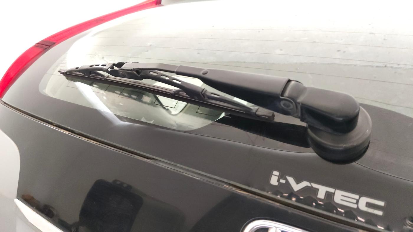 2015 Honda CRV 2.4L 2WD AT, Petrol, Automatic, 1,04,498 km, Rear Wiper