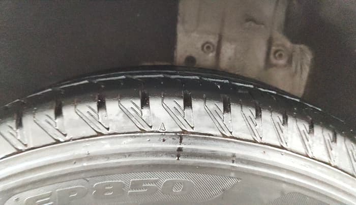 2015 Honda CRV 2.4L 2WD AT, Petrol, Automatic, 1,04,498 km, Right Rear Tyre Tread