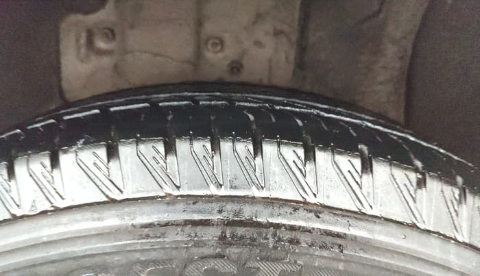 2015 Honda CRV 2.4L 2WD AT, Petrol, Automatic, 1,04,498 km, Left Rear Tyre Tread