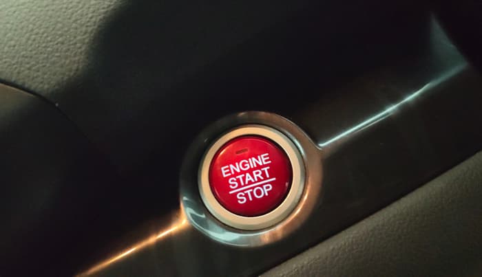 2015 Honda CRV 2.4L 2WD AT, Petrol, Automatic, 1,04,498 km, Keyless Start/ Stop Button