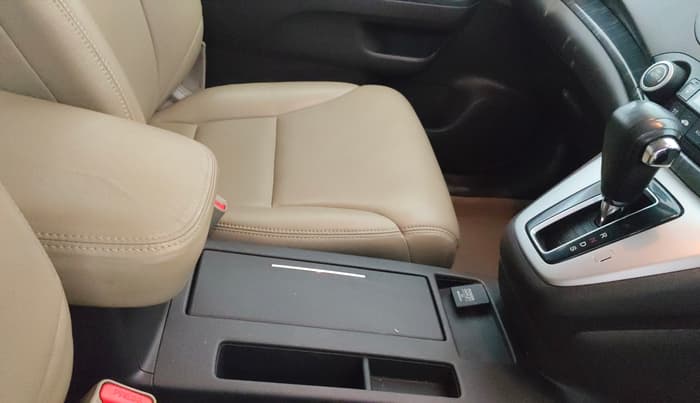 2015 Honda CRV 2.4L 2WD AT, Petrol, Automatic, 1,04,498 km, Gear Lever