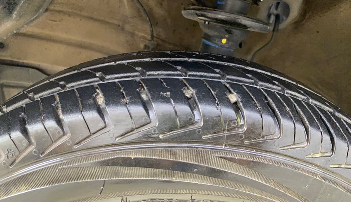 2023 Maruti Alto K10 VXI, Petrol, Manual, 15,110 km, Left Front Tyre Tread