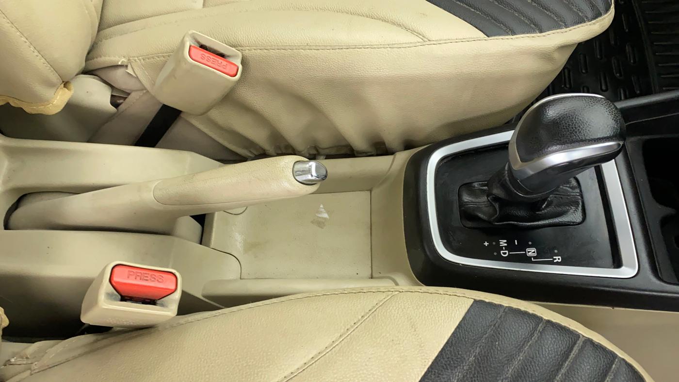 2017 Maruti Dzire VDI AMT, Diesel, Automatic, 87,302 km, Gear Lever