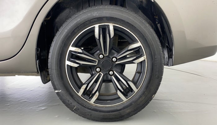 2017 Maruti Dzire VDI AMT, Diesel, Automatic, 87,302 km, Left Rear Wheel