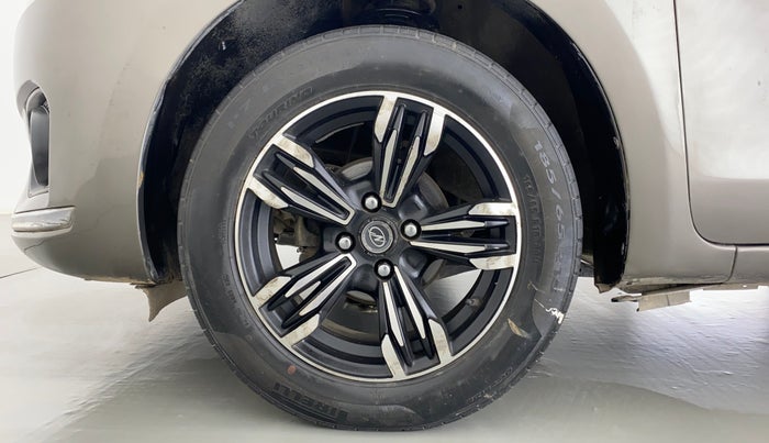 2017 Maruti Dzire VDI AMT, Diesel, Automatic, 87,302 km, Left Front Wheel