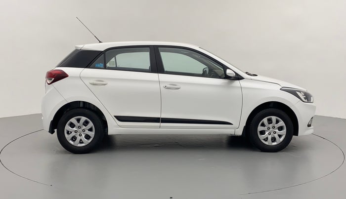 2016 Hyundai Elite i20 SPORTZ 1.2, Petrol, Manual, 25,697 km, Right Side View