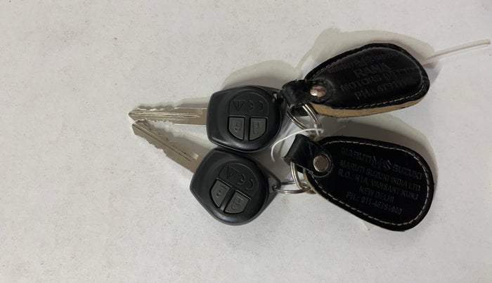 2024 Maruti Swift VXI, Petrol, Manual, 14,906 km, Key Close Up