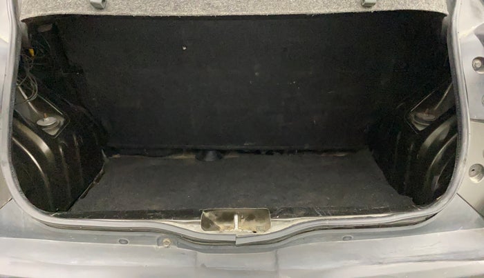 2018 Renault Kwid RXT 1.0, Petrol, Manual, 44,655 km, Boot Inside