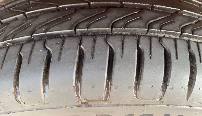 2018 Maruti Baleno ZETA CVT PETROL 1.2, Petrol, Automatic, 46,933 km, Left Front Tyre Tread