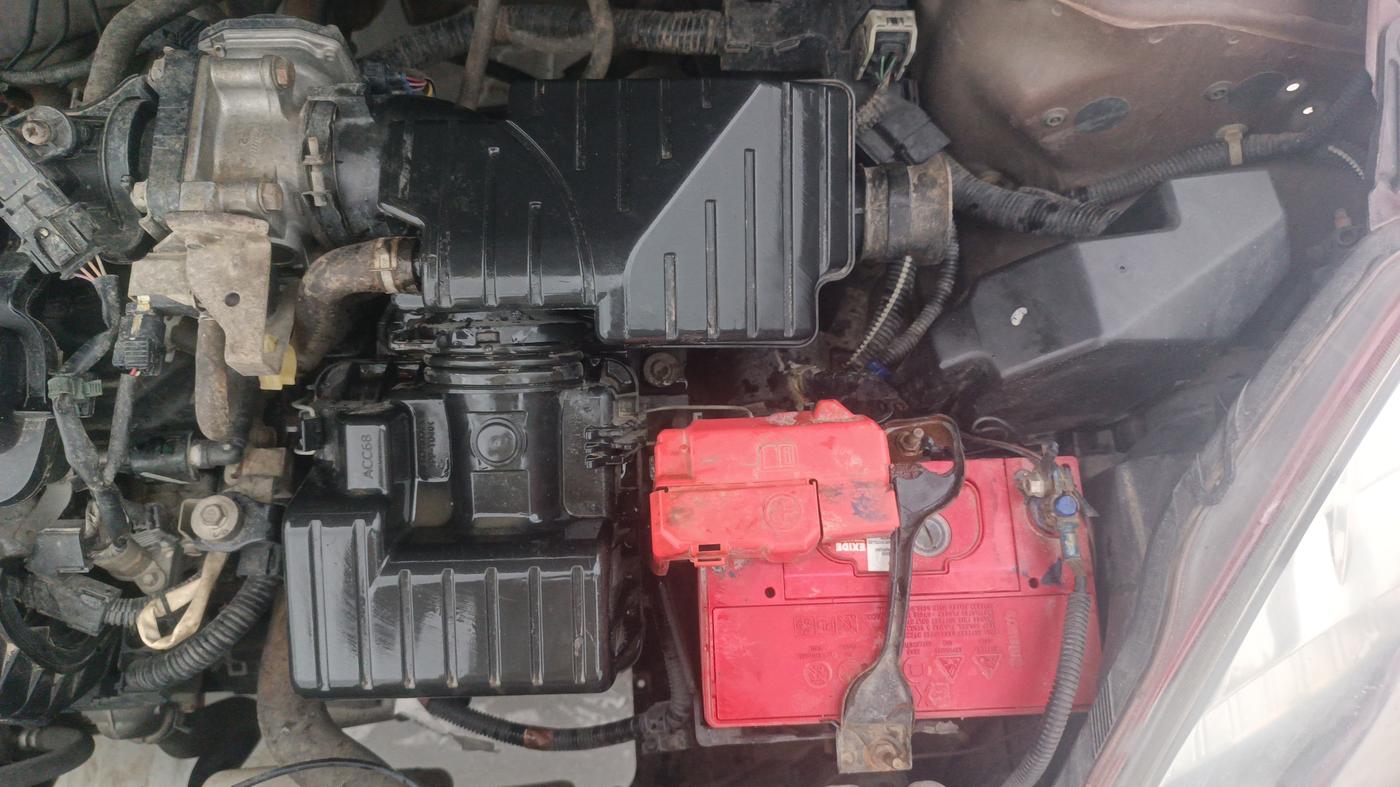 2013 Honda Amaze 1.2L I-VTEC S, Petrol, Manual, 90,513 km, Engine View - Left