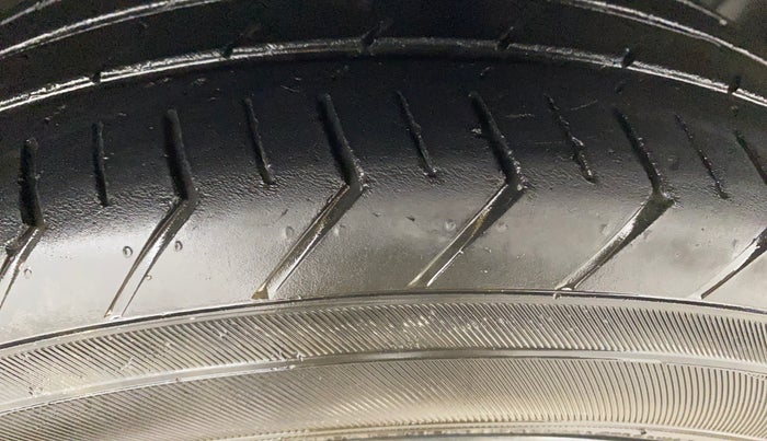 2023 Maruti Celerio ZXI PLUS, Petrol, Manual, 27,436 km, Right Front Tyre Tread