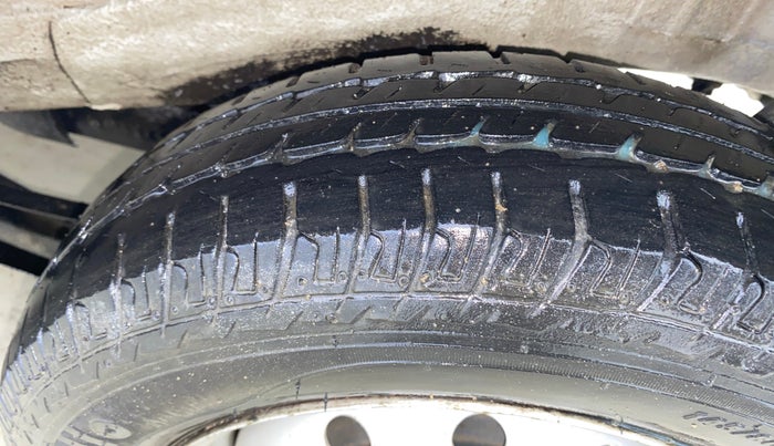 2018 Maruti Wagon R 1.0 LXI CNG, CNG, Manual, 69,441 km, Left Rear Tyre Tread