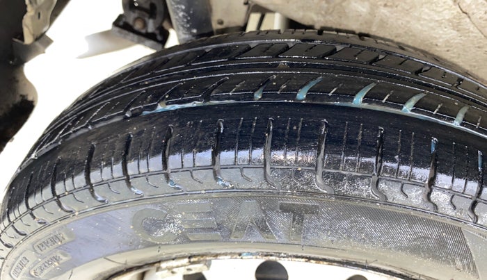 2018 Maruti Wagon R 1.0 LXI CNG, CNG, Manual, 69,441 km, Right Rear Tyre Tread