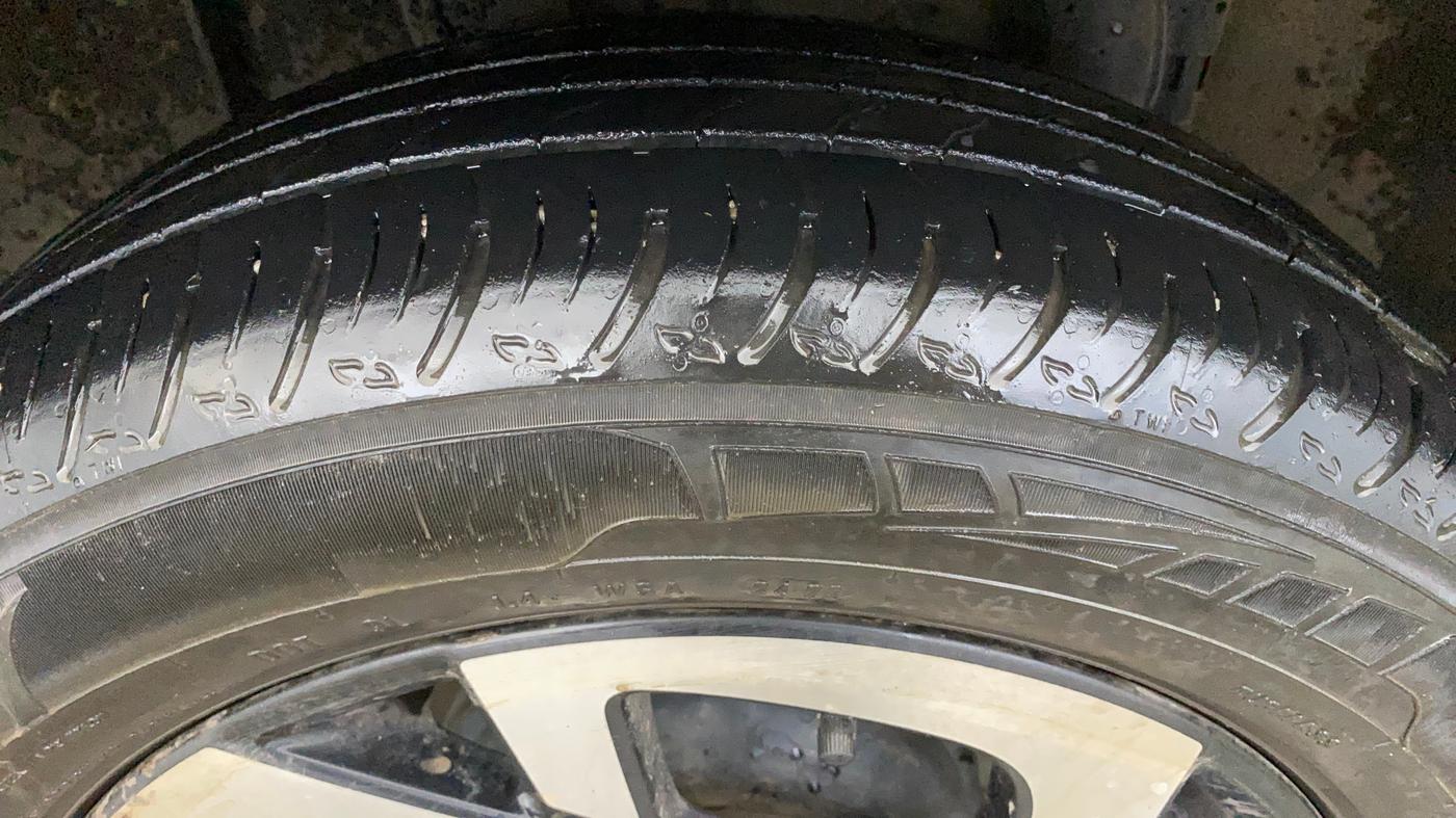 2022 Nissan MAGNITE XV MT, Petrol, Manual, 31,159 km, Right Rear Tyre Tread